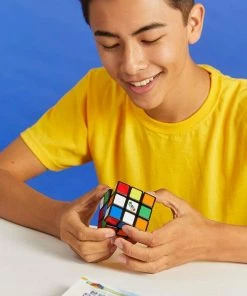 SPIN MASTER Rubik's Cube, The Original 3x3 Colour-Matching Puzzle, Classic Problem-Solving Cube -Toys R US 44E47B27 5