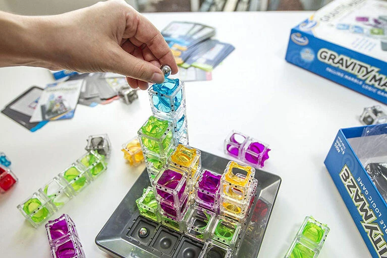 Ravensburger Thinkfun - Gravity Maze Game - English Edition 2 Ravensburger Thinkfun - Gravity Maze Game - English Edition - Image 2