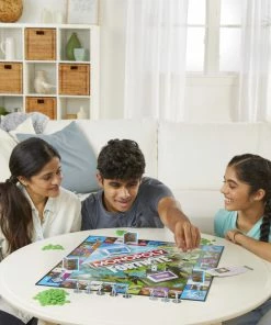 Hasbro Monopoly: Fortnite Collector's Edition Board Game - English Edition 8 Hasbro Monopoly: Fortnite Collector's Edition Board Game - English Edition -Toys R US E4836886 3